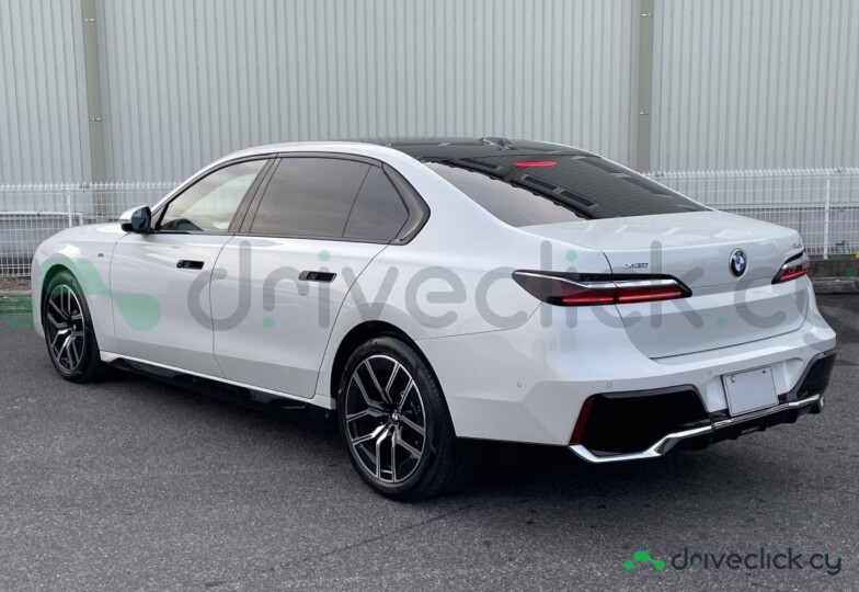 BMW 7 series Grey