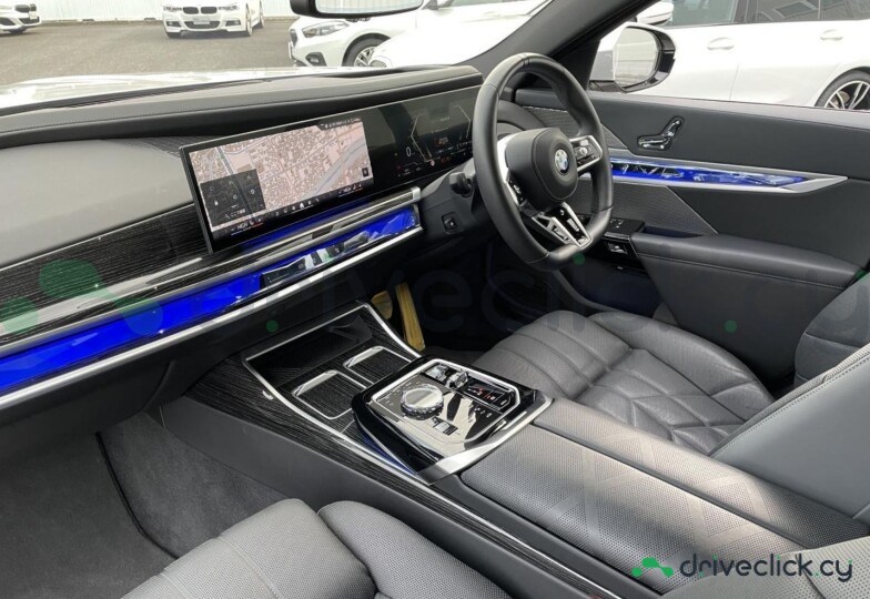 BMW 7 series Grey