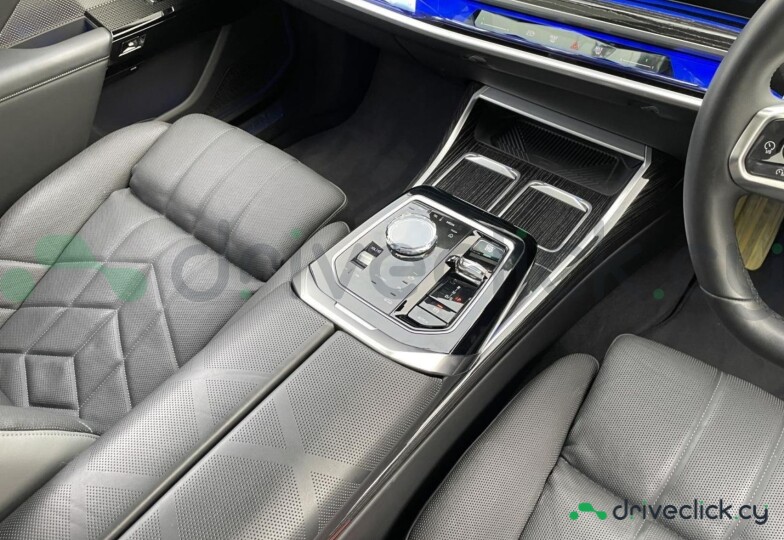 BMW 7 series Grey