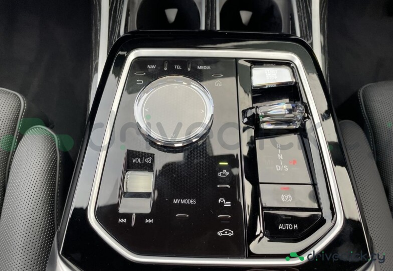 BMW 7 series Grey
