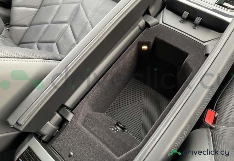 BMW 7 series Grey