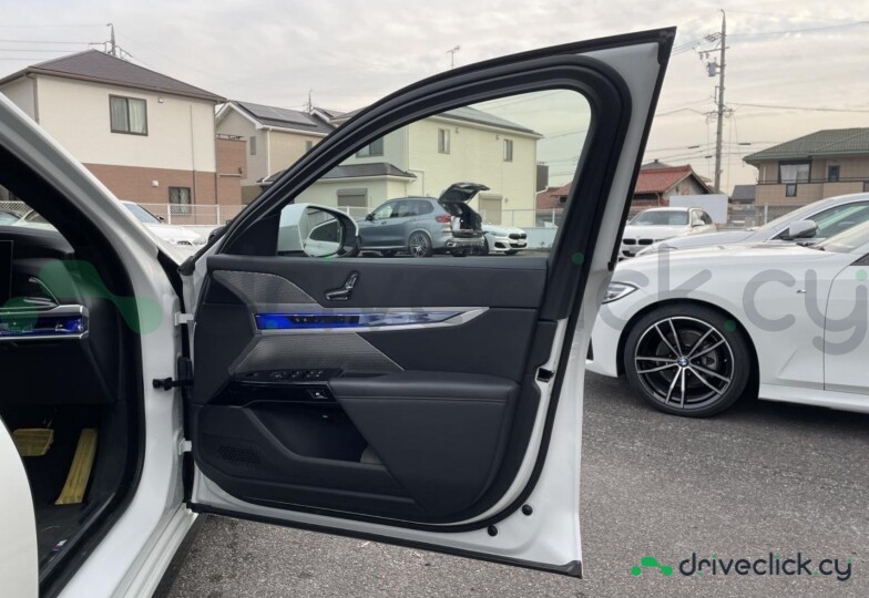 BMW 7 series Grey