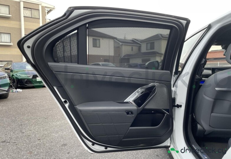 BMW 7 series Grey