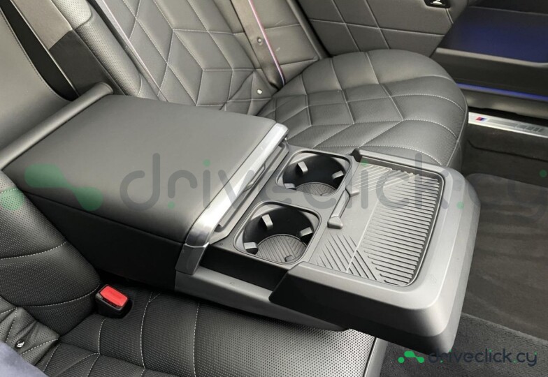BMW 7 series Grey