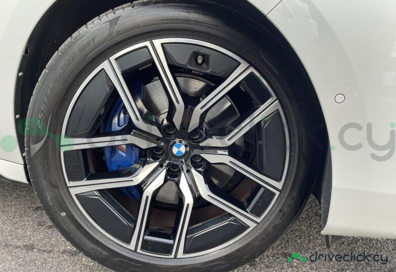 BMW 7 series Grey