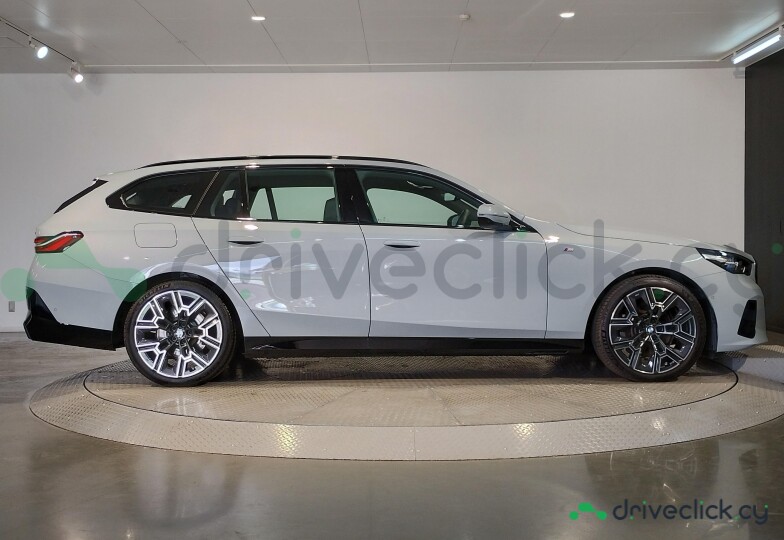 BMW 5 series Grey