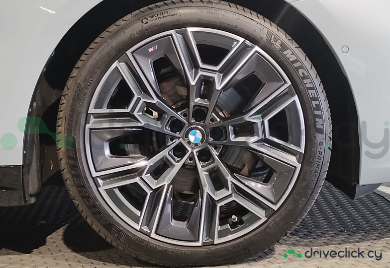 BMW 5 series Grey