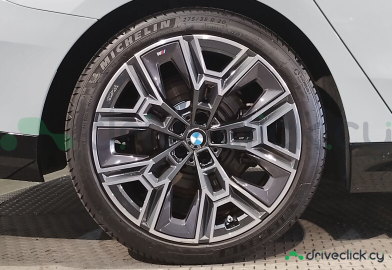 BMW 5 series Grey