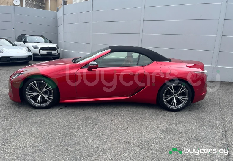 Lexus LC Красный