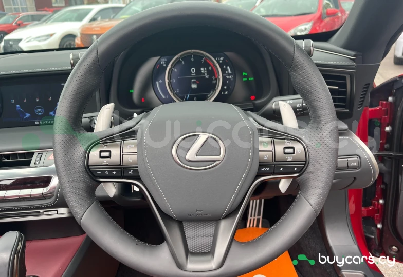 Lexus LC Красный