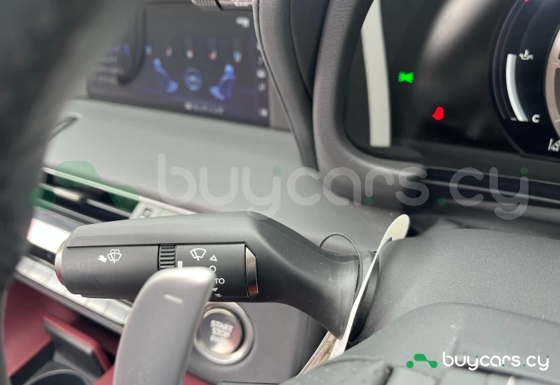 Lexus LC Красный