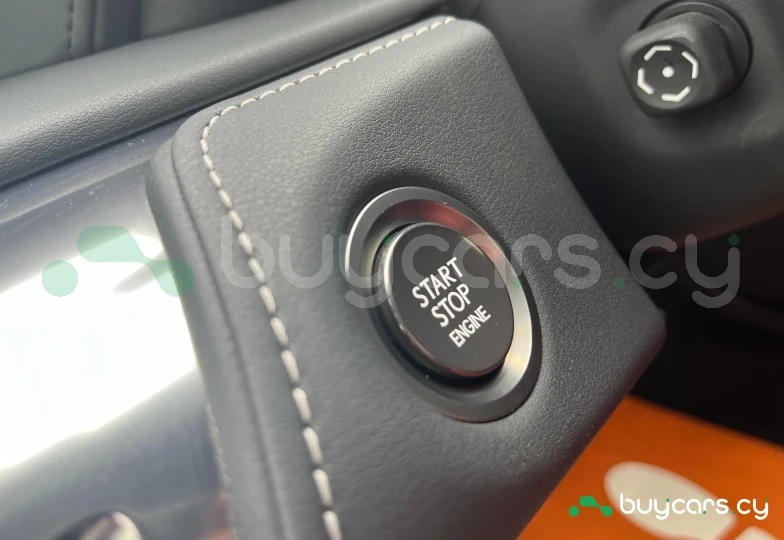 Lexus LC Красный