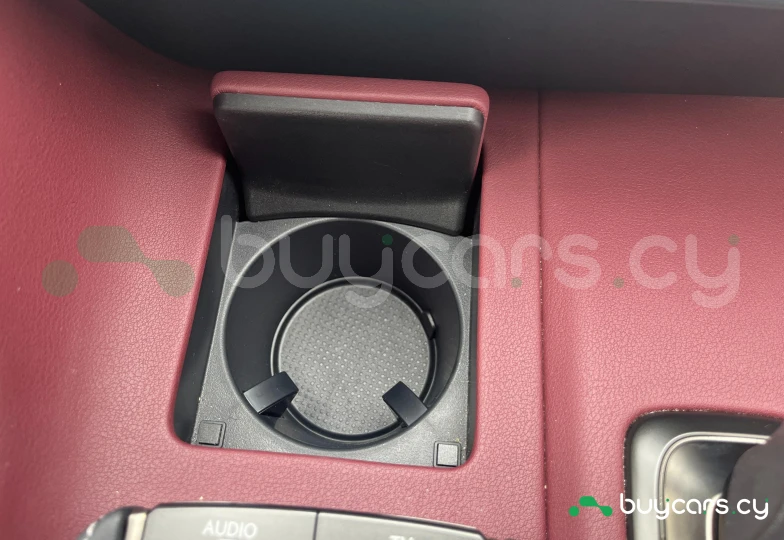 Lexus LC Красный