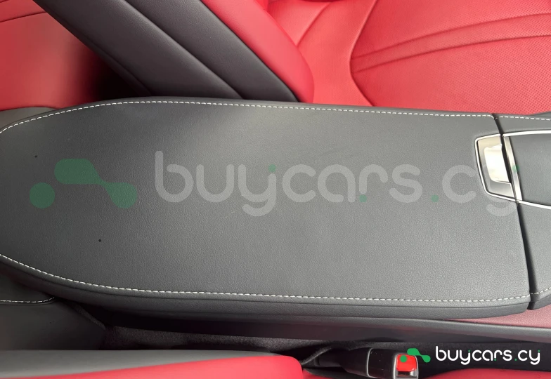 Lexus LC Красный