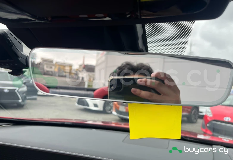 Lexus LC Красный