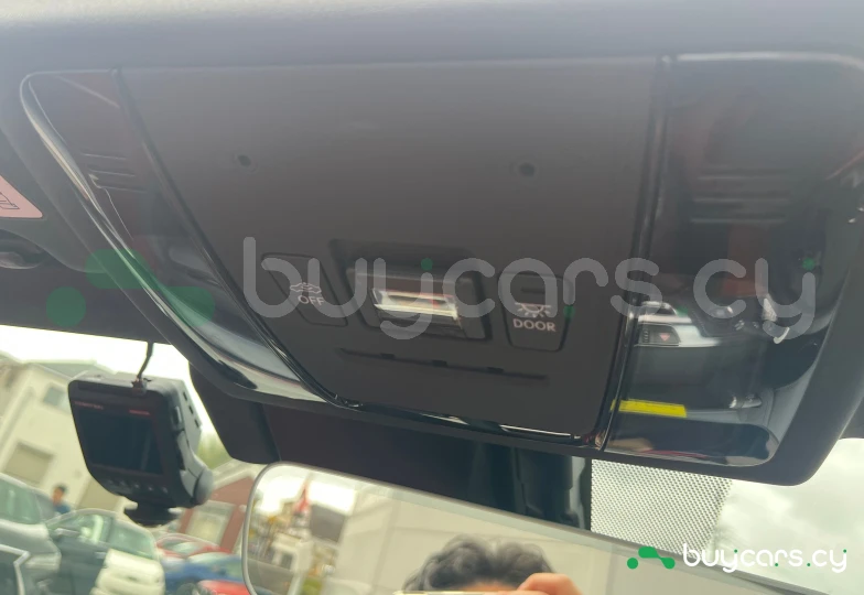 Lexus LC Красный