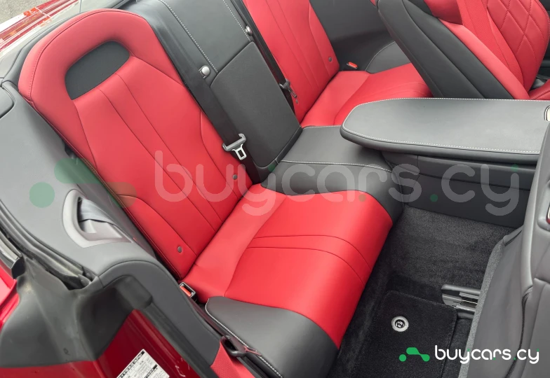 Lexus LC Красный