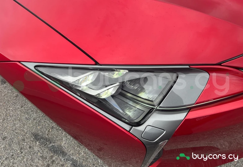 Lexus LC Красный