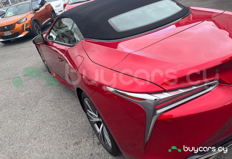 Lexus LC Красный