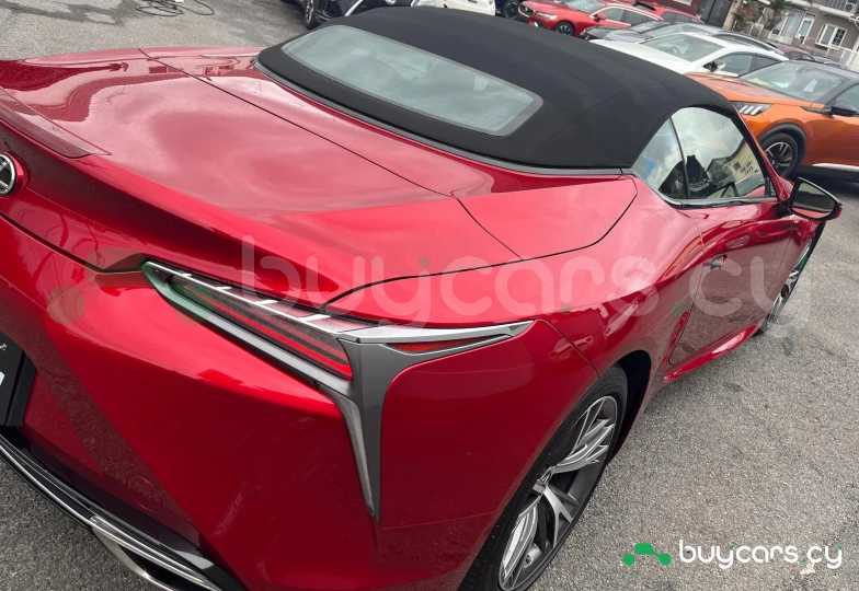 Lexus LC Красный
