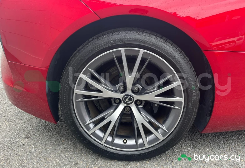 Lexus LC Красный