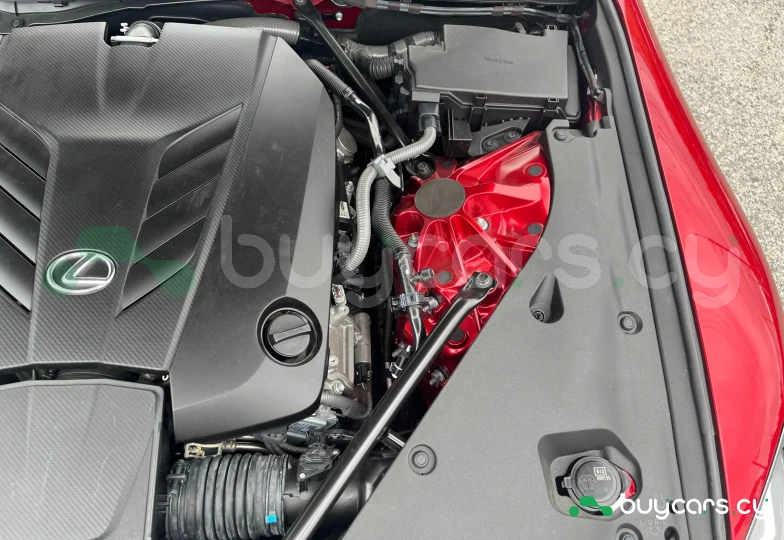 Lexus LC Красный