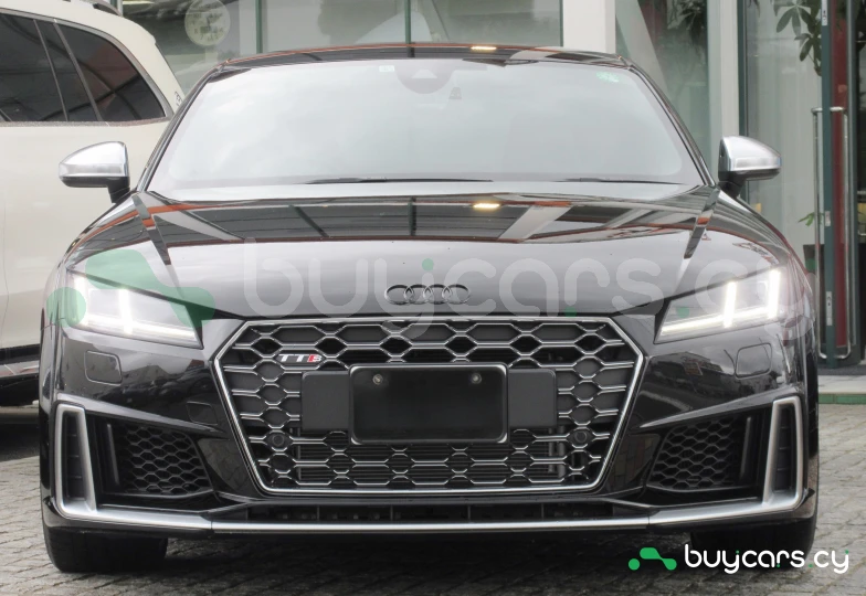 Audi TTS Черный