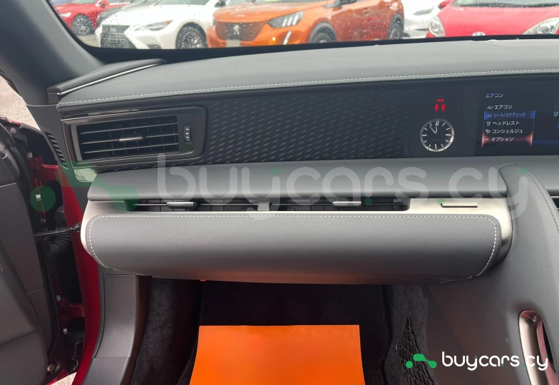 Lexus LC Красный