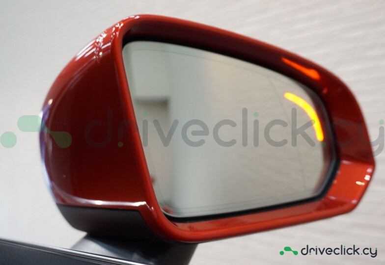 Volvo S60 Красный