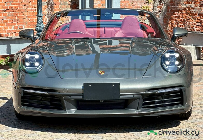 Porsche 911 Grey