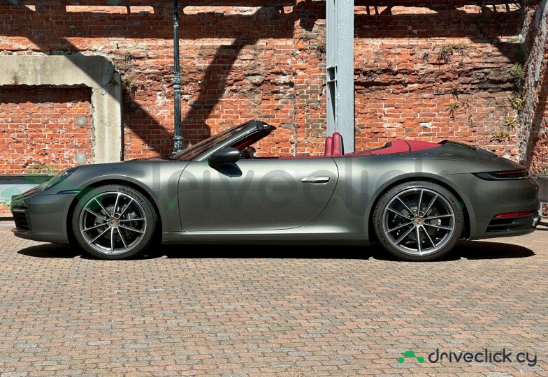 Porsche 911 Grey