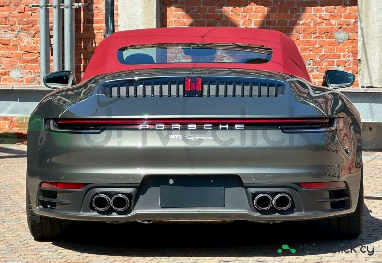 Porsche 911 Grey