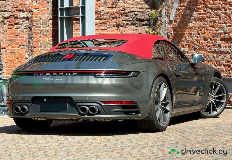 Porsche 911 Grey