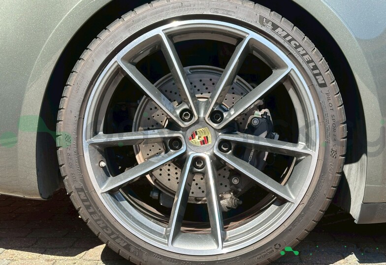 Porsche 911 Grey