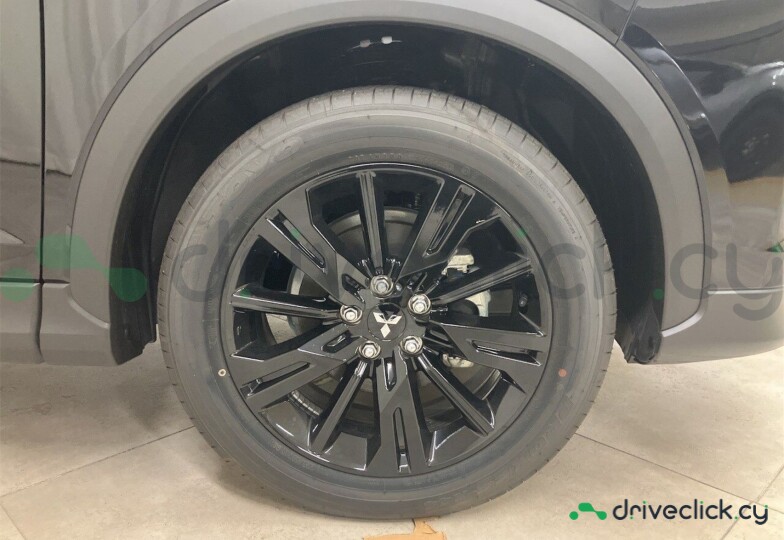 Mitsubishi Eclipse Cross Черный