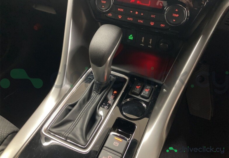 Mitsubishi Eclipse Cross Черный