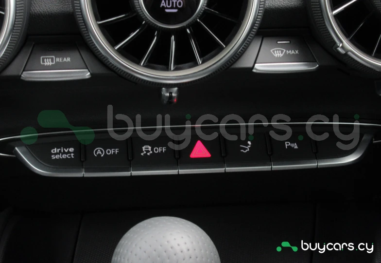 Audi TTS Черный