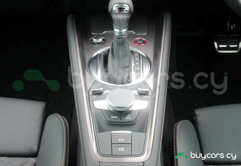 Audi TTS Черный