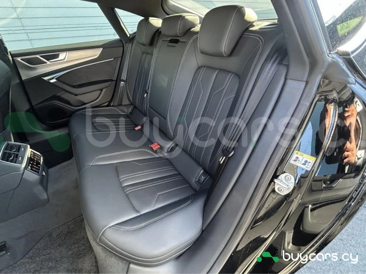 Audi A7 Черный