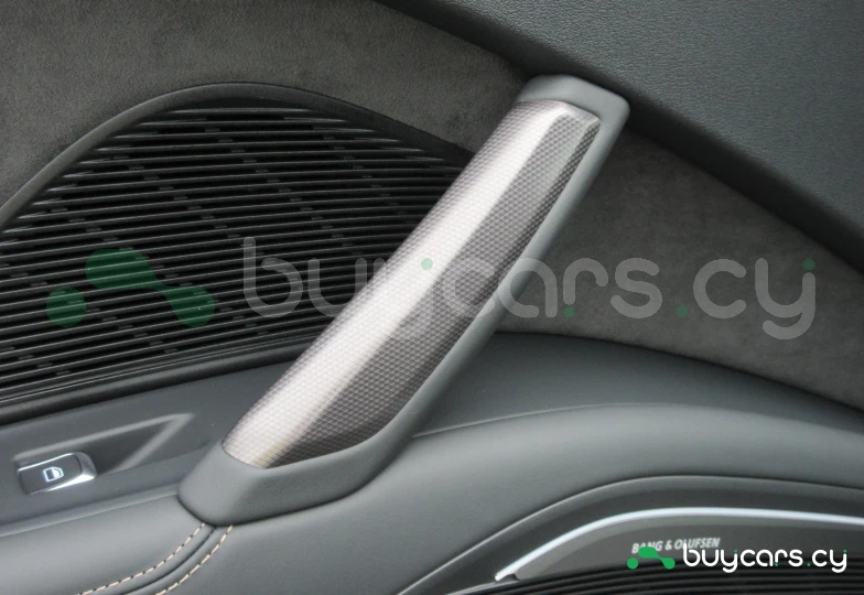 Audi TTS Черный