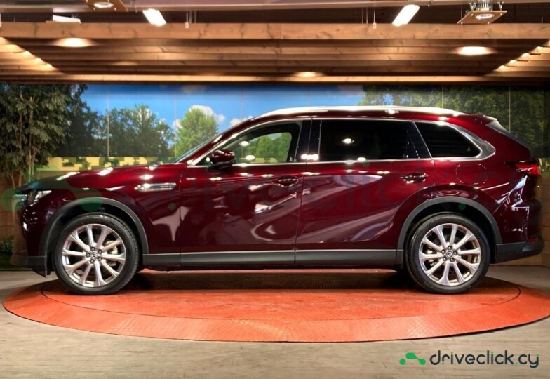 Mazda CX-80 Dark red
