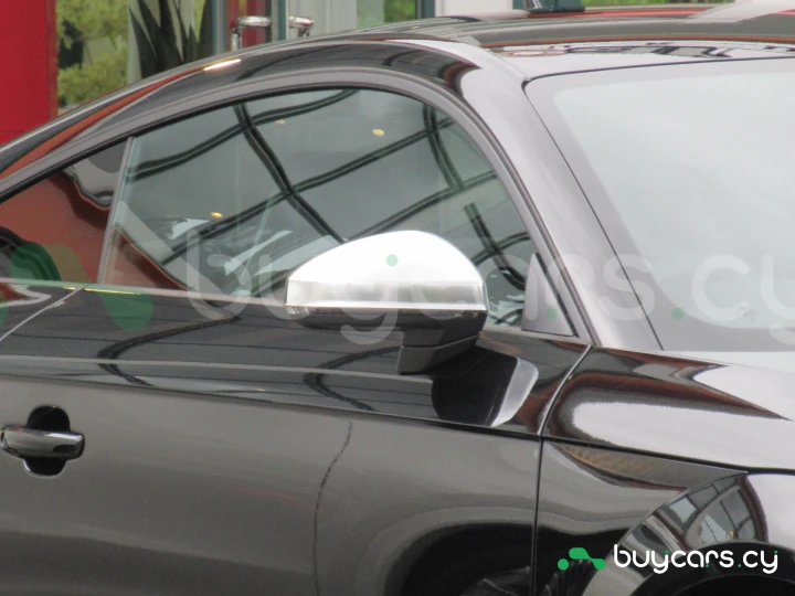 Audi TTS Черный