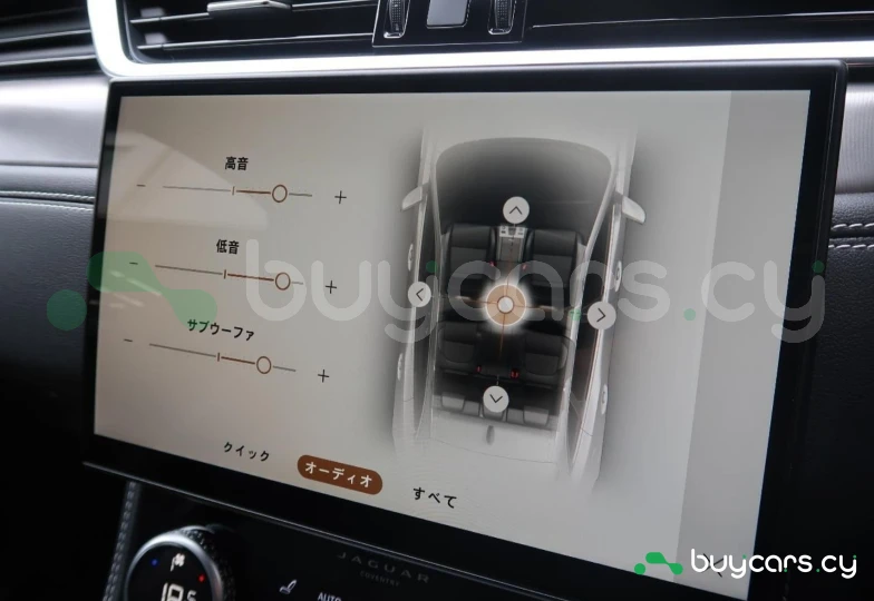 Jaguar F-Pace Серый