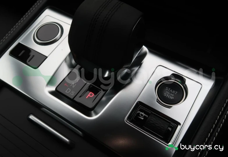 Jaguar F-Pace Серый