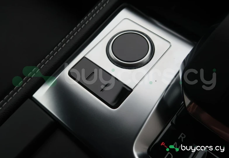 Jaguar F-Pace Серый