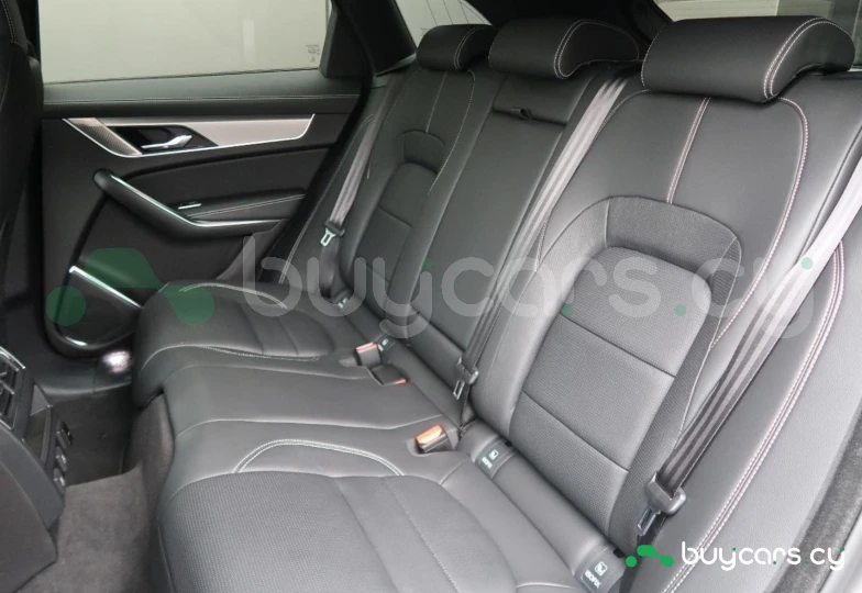 Jaguar F-Pace Серый