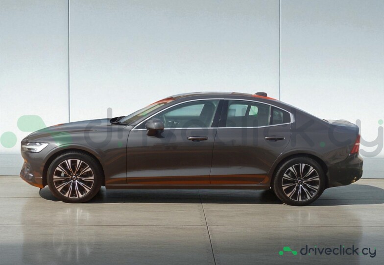 Volvo S60 Серый