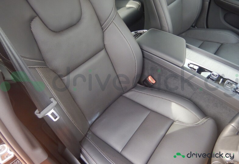 Volvo S60 Серый