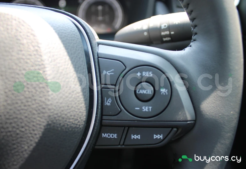 Toyota RAV4 Черный