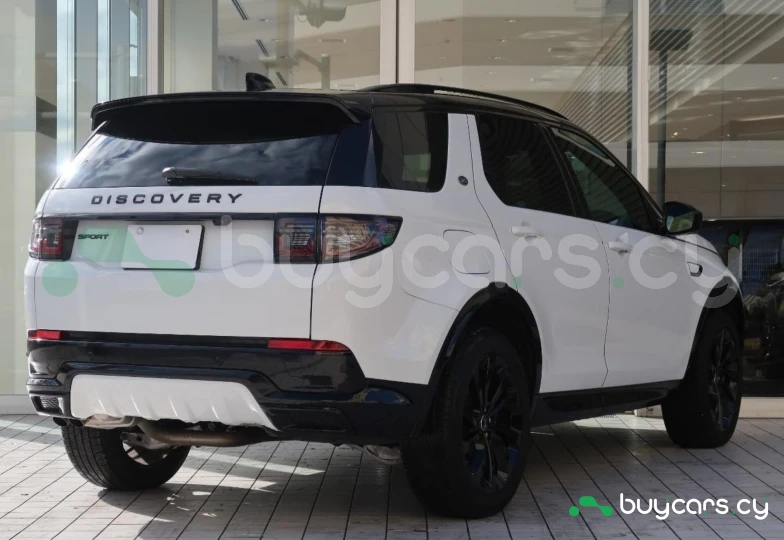 Land Rover Discovery Sport White